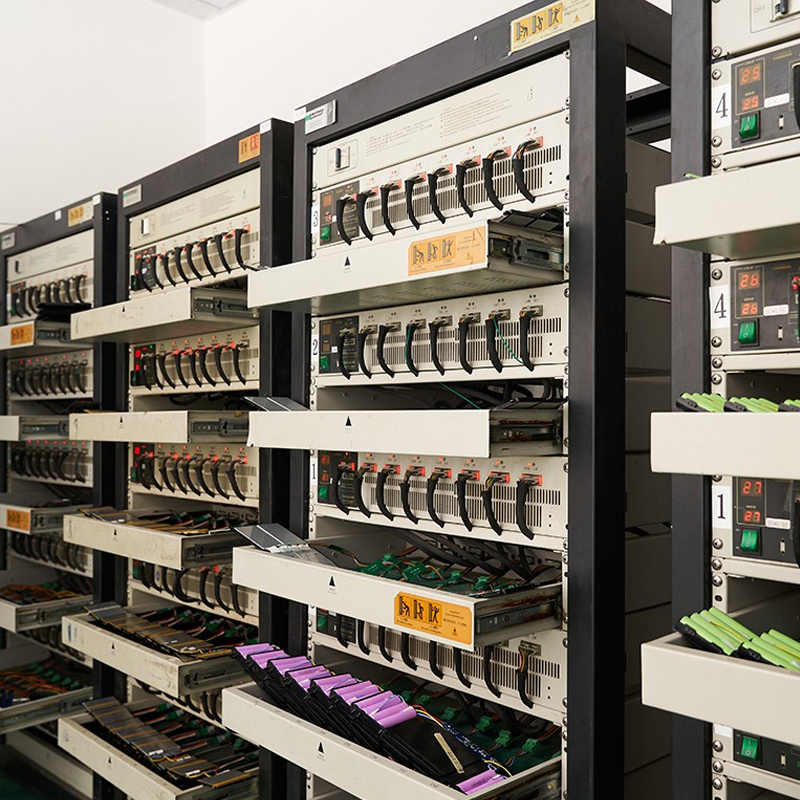 Power Tool Battery Packs & Accessories